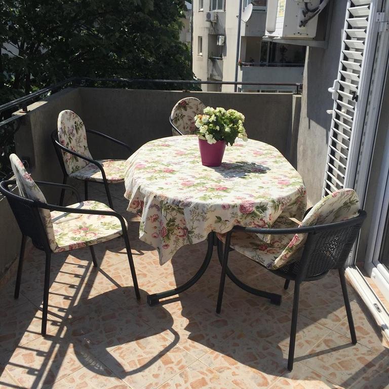 Apartments Sim Budva Bagian luar foto
